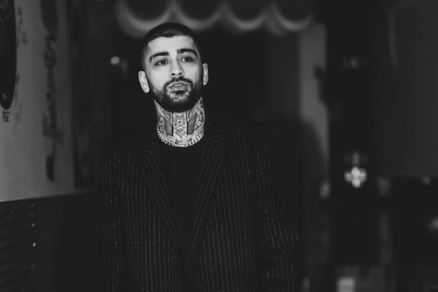 Zayn Malik Klaim Tak Punya Pacar, Akui Bahagia Menjomblo