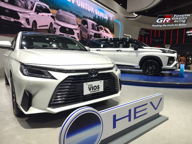 Daftar Mobil Hybrid yang Mejeng di IIMS 2026