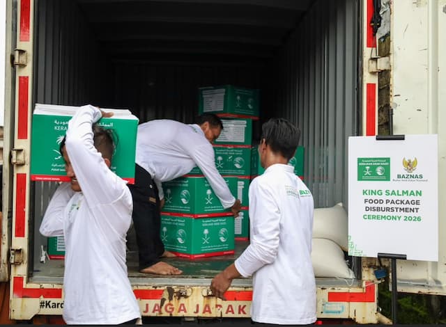 Jelang Ramadan, Raja Salman Salurkan Bantuan Pangan untuk Ribuan Keluarga Miskin di Jakarta