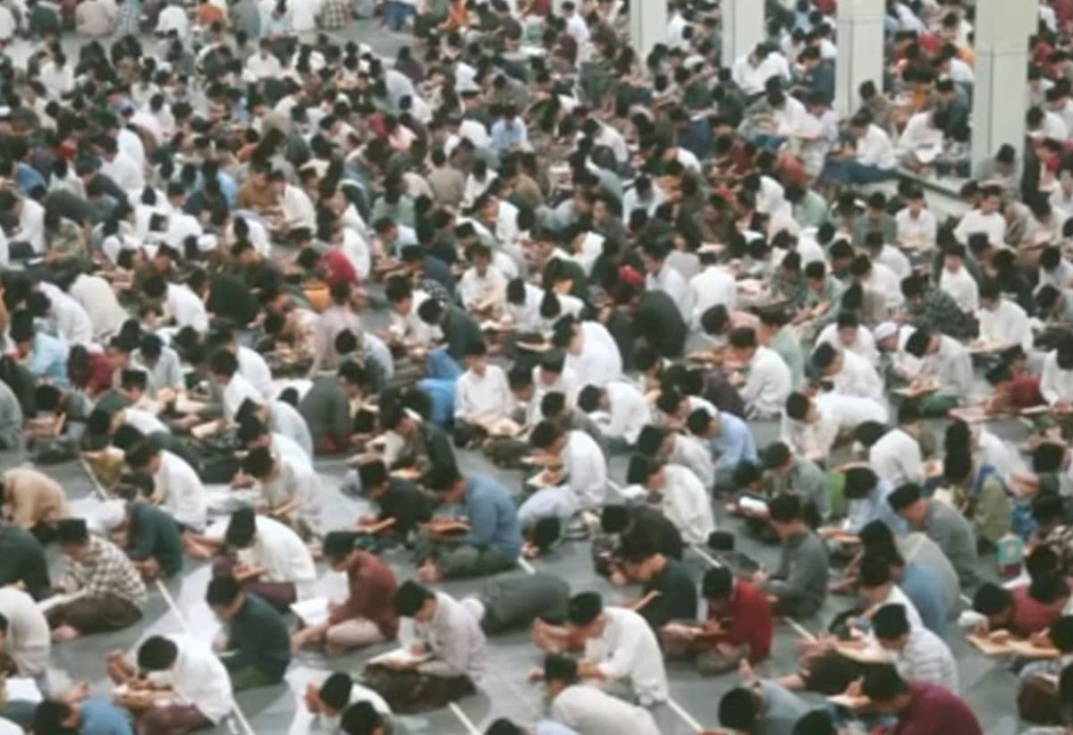 Hasil Falakiyah Ponpes Al Falah Ploso Tetapkan Awal Ramadhan Jatuh pada Kamis 19 Februari