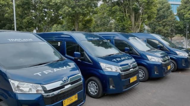 Perjalanan Jakarta&ndash;Bandung Tinggi, Agen Travel Sasar Mahasiswa hingga Pebisnis