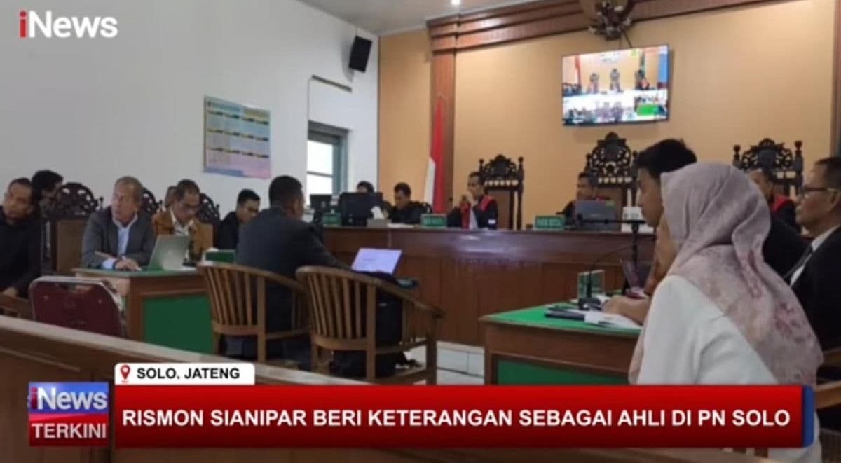 Rismon Sianipar: Transparansi Ijazah Presiden Hak Warga Negara