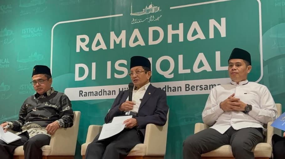 Masjid Istiqlal Sediakan Takjil untuk Ribuan Jamaah hingga Kursus Gratis Bahasa Asing saat Ramadhan