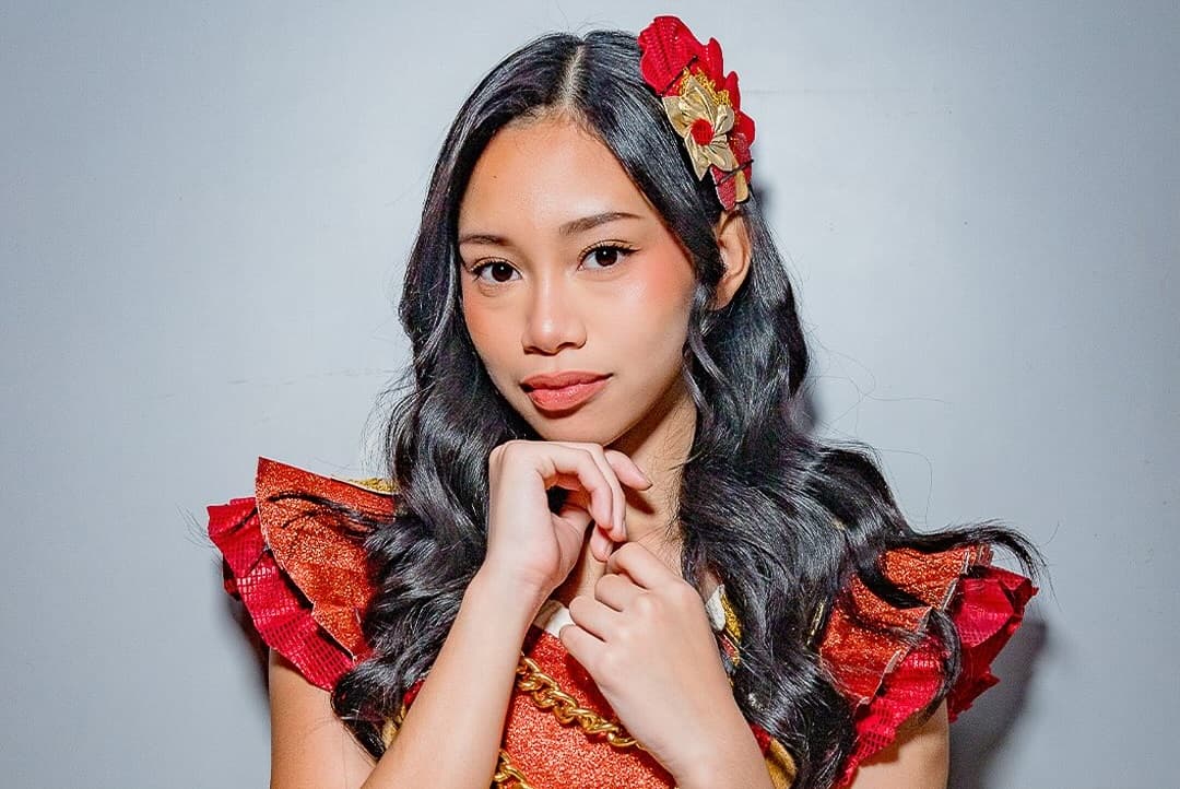 Gendis JKT48 Diskors 3 Bulan Usai Foto Mesra Bareng Seorang Pria Viral di Sosmed Gendis JKT48 Diskors 3 Bulan Usai Foto Mesra Bareng Seorang Pria Viral di Sosmed