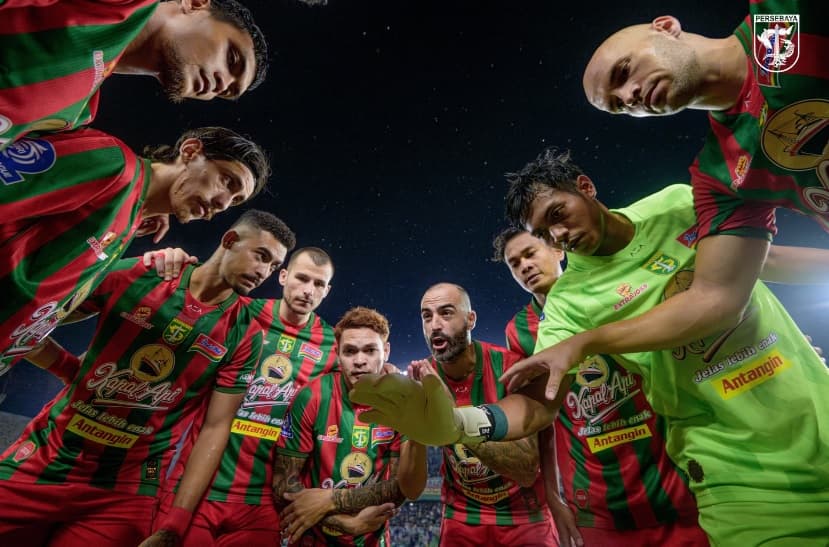 Pantang Kendur di Bulan Ramadhan: Persebaya Surabaya Terus Matangkan Persiapan Jelang Lawan Persijap Jepara Pantang Kendur di Bulan Ramadhan: Persebaya Surabaya Terus Matangkan Persiapan Jelang Lawan Persijap Jepara