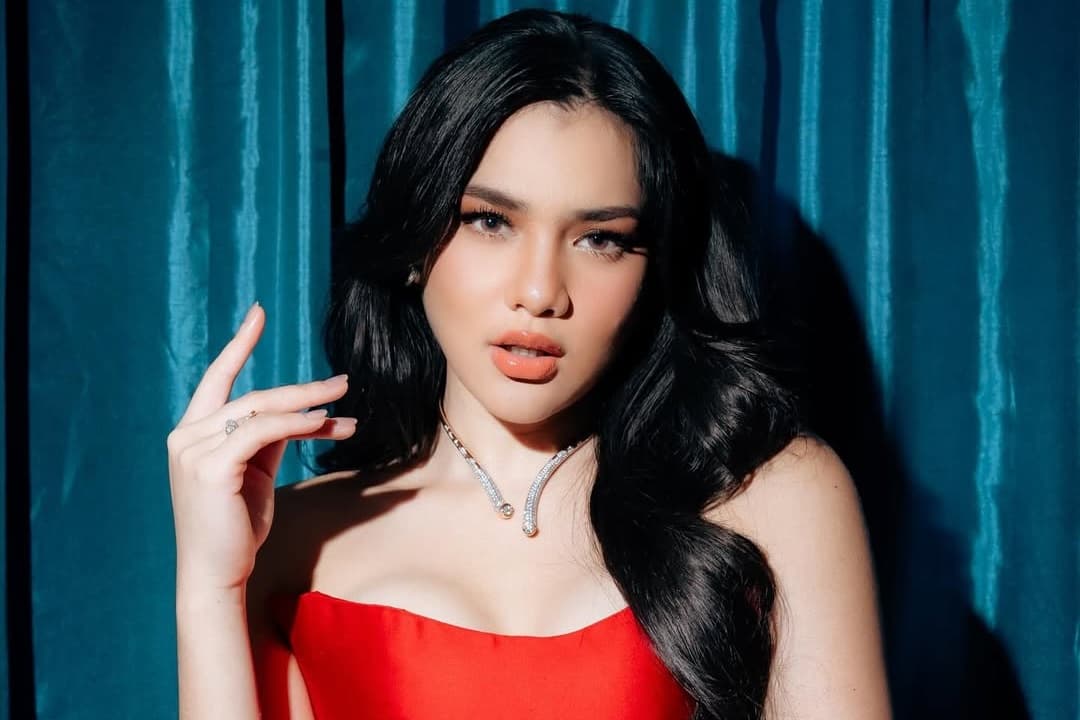 Netizen Curiga Hubungan Davina Karamoy dan Ardhito Pramono Hanya Gimmick