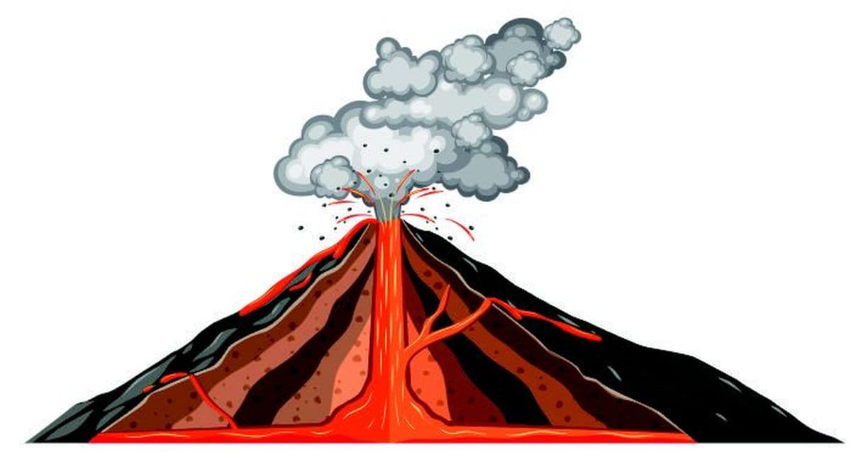 Erupsi Gunung Ibu Luncurkan Abu 300 Meter, Warga Diminta Waspada