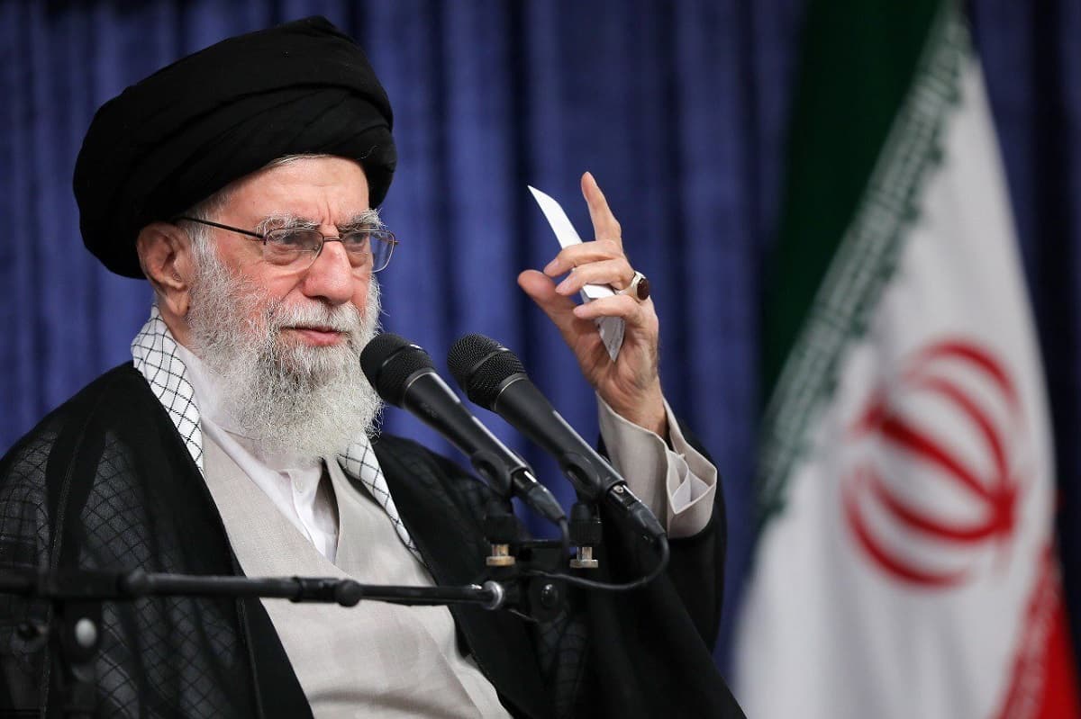 Ali Khamenei Meninggal Diserang AS-Israel, Iran Berkabung 40 Hari