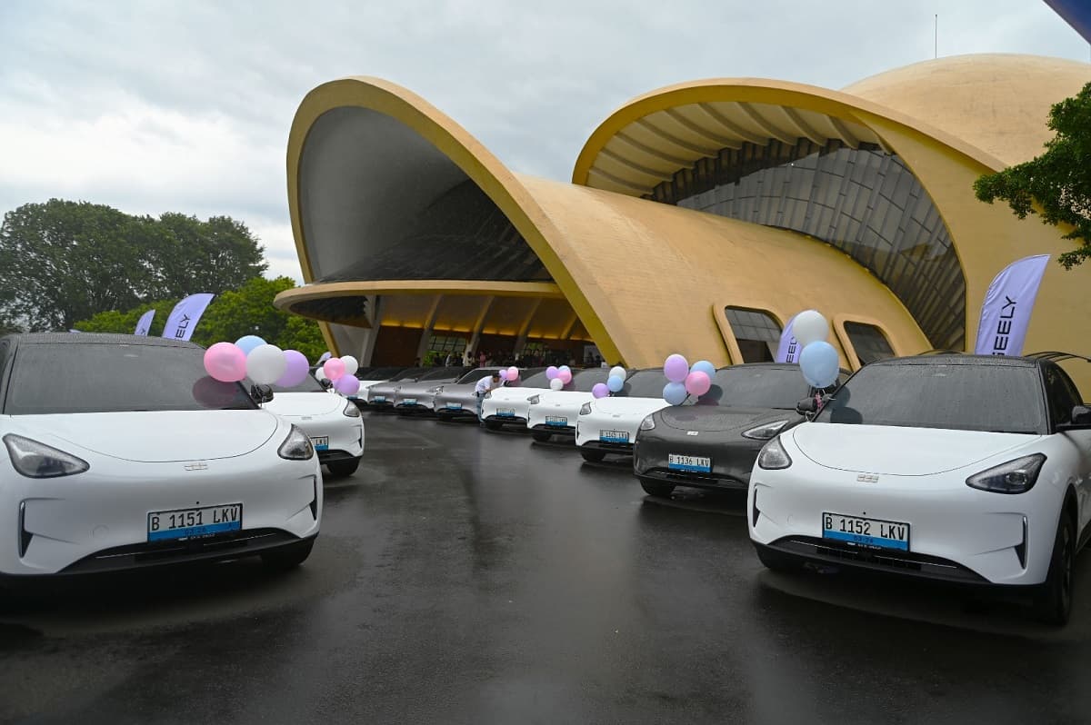 1.000 Unit Geely EX2 Mulai Dikirim ke Konsumen