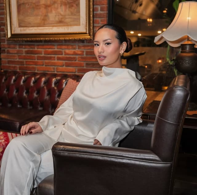 4 Potret Zahwa Massaid yang Diduga Pacar Baru Jefri Nichol