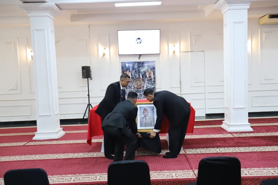 Nuning Kertopati: Pak Try Sutrisno Jenderal Berhati Welas Asih