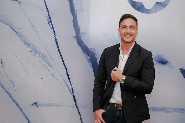 Timur Tengah Memanas, Hamish Daud Tetap Berangkat Umrah