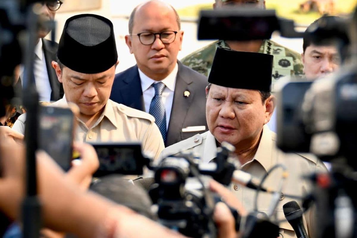 Prabowo Minta Bahlil Tingkatkan Cadangan BBM hingga 3 Bulan