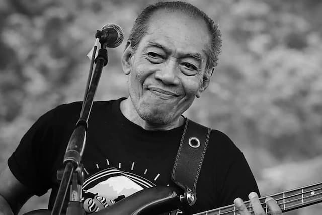 Donny Fattah, Bassist God Bless Meninggal Dunia di Usia 77 Tahun