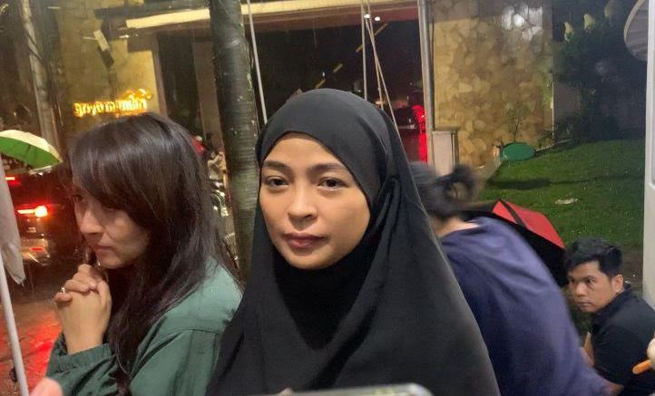 Hingga Tengah Malam, Rumah Duka Vidi Aldiano Masih Dipadati Pelayat