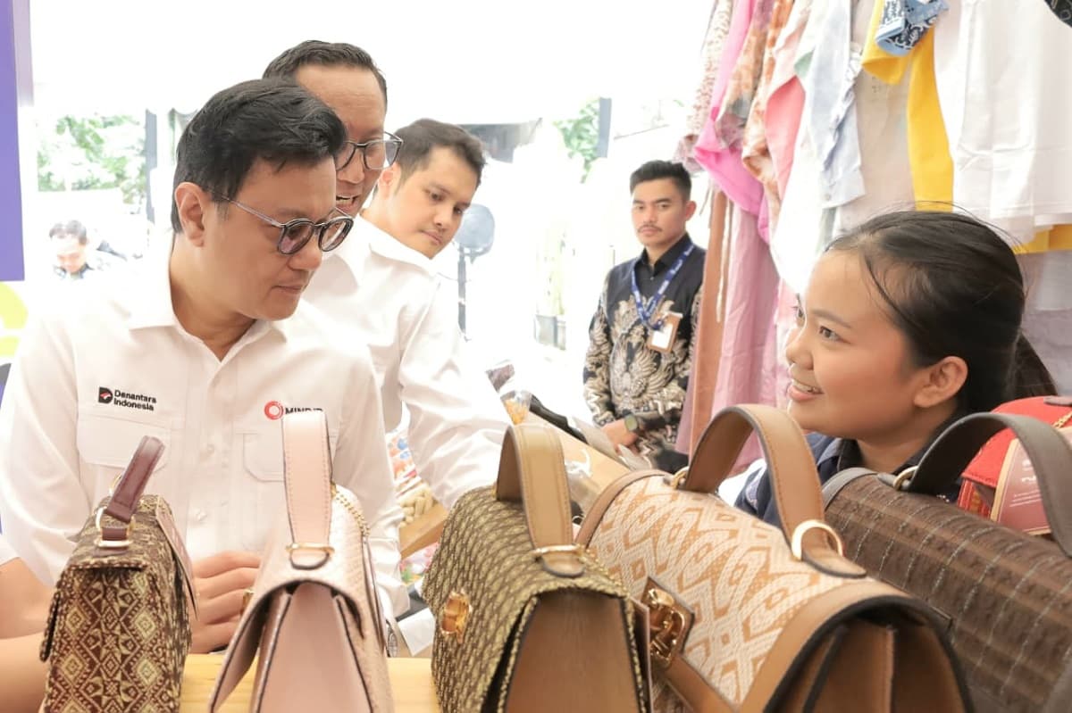 Geliat UMK di Sekitar Tambang Raup Cuan Jelang Lebaran 2026