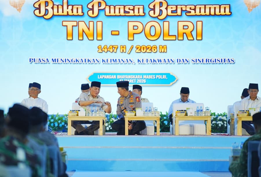 Buka Puasa Bersama TNI, Kapolri: Sukseskan Program Presiden Prabowo