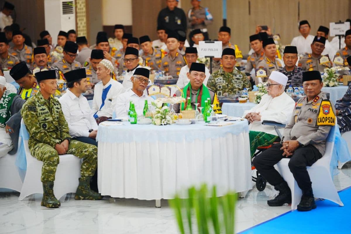 Safari Ramadhan di Jatim, Kapolri Ajak Seluruh Elemen Bersatu Jaga Kamtibmas