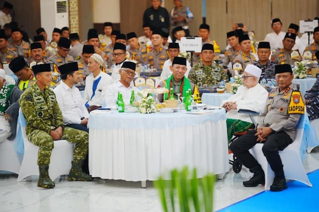 Safari Ramadhan di Jatim, Kapolri Ajak Seluruh Elemen Bersatu Jaga Kamtibmas