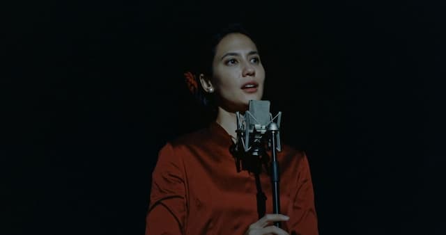 Pevita Pearce Cerita Tradisi Lebaran di Malaysia, Baju Kurung danMoreh
