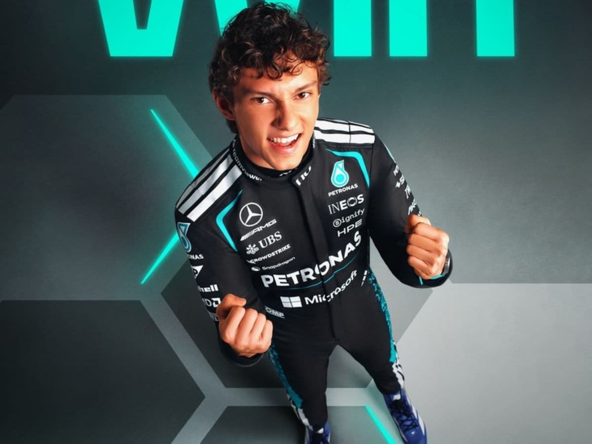 Hasil Race F1 GP China 2026: Kimi Antonelli Raih Kemenangan Perdana, Lewis Hamilton Akhiri Penantian Podium Bersama Ferrari!