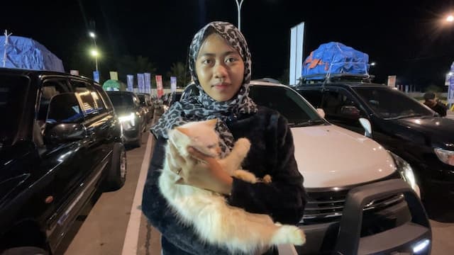 Bawa Kucing Saat Mudik ke Jambi, Ayu Tak Kuasa Kangen Kalau Ditinggal Lama