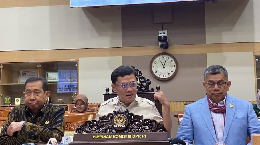 Komisi III DPR Gelar Rapat Teror Penyiraman Air Keras Andrie Yunus, Desak Polri Tangkap Pelaku