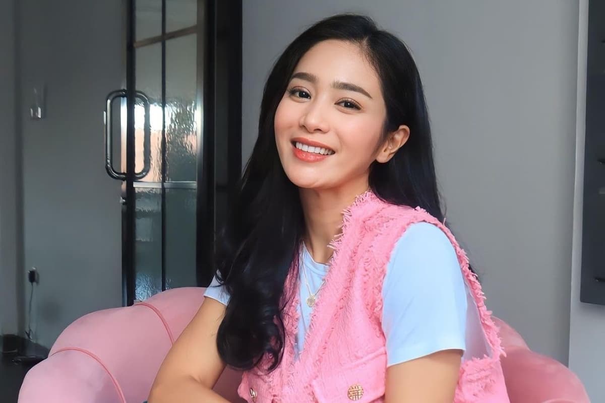 Bunga Zainal Terharu, Dapat Bingkisan Lebaran Sederhana dari Tukang Sayur