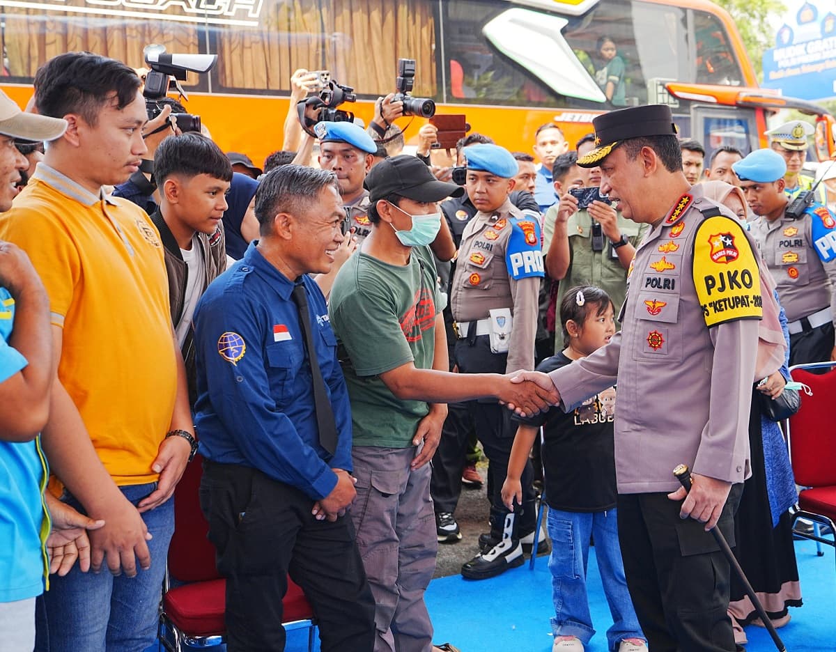 Kapolri Lepas 80 Bus Mudik Gratis, Pastikan Keselamatan Penumpang