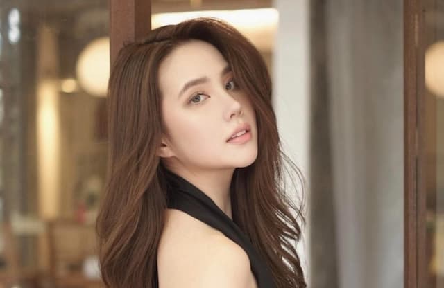 Riwayat Pendidikan Agatha Chelsea, Penyanyi yang Lolos Pascasarjana di 4 Kampus Dunia