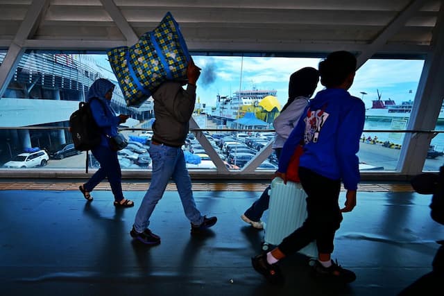 10 Juta Pemudik Naik Angkutan Umum, OTP Kereta dan Pesawat Jadi Sorotan