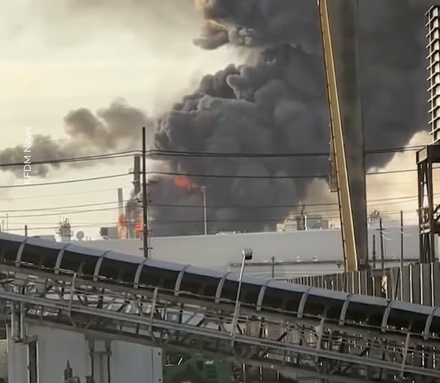 Kilang Minyak Terbesar di Texas Amerika Meledak