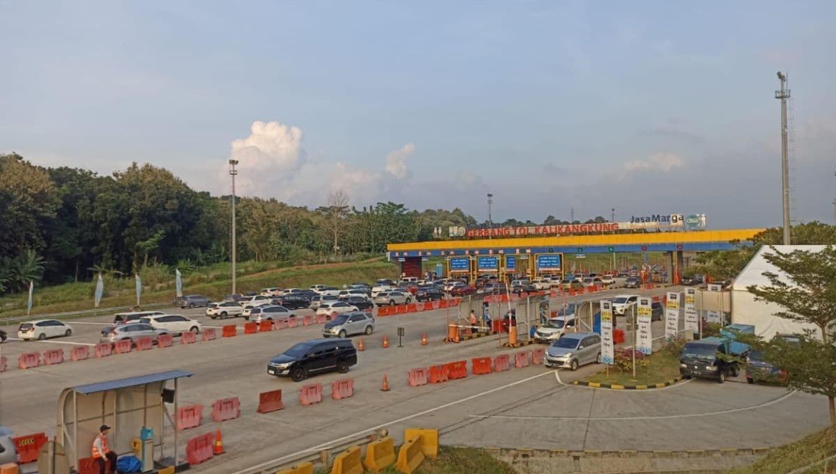 Puncak Arus Balik, 285 Ribu Kendaraan Diprediksi Padati Tol Transjawa