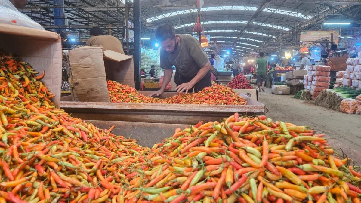 Harga Pangan Hari Ini: Cabai Rawit Merah Rp103.000 per Kg, Daging Naik Jadi Rp157.750 per Kg