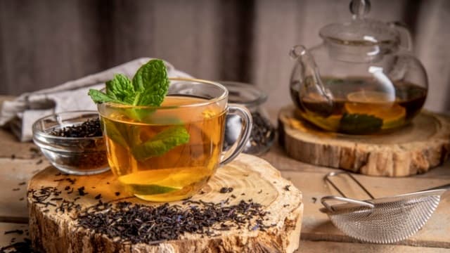 5 Manfaat Minum Teh di Pagi Hari untuk Kesehatan Tubuh