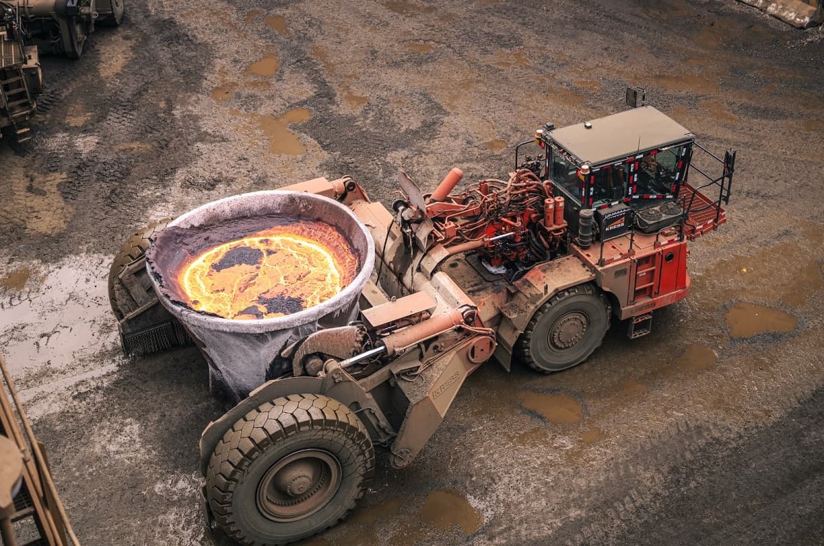 Fitch Naikkan Asumsi Harga Tembaga hingga Nikel, Saham Tambang Berpotensi Cuan