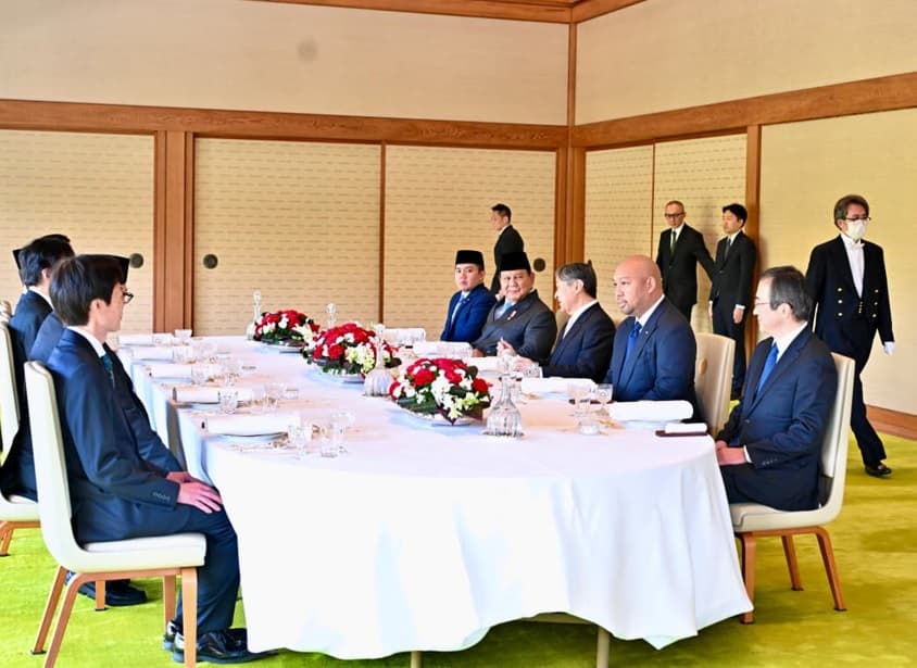 Prabowo Tiba di Istana Kekaisaran, Disambut Langsung Kaisar Naruhito