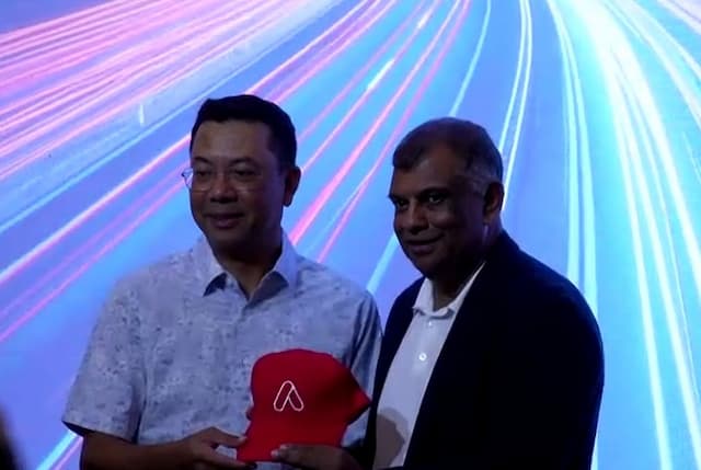 Capital A Lepas Bisnis Maskapai AirAsia, Tunjuk Effendy Shahul Hamid Jadi Wakil CEO Capital A Lepas Bisnis Maskapai AirAsia, Tunjuk Effendy Shahul Hamid Jadi Wakil CEO