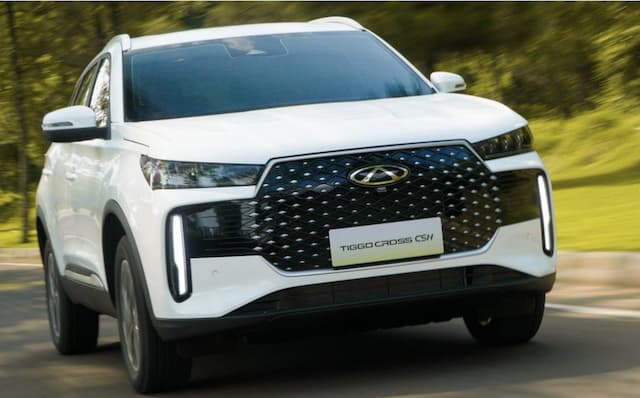 Chery Buka Suara soal Tiggo Cross CSH Terbakar di Tol Jakarta-Cikampek