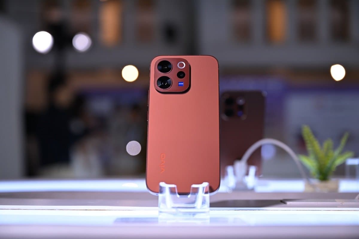 Vivo V70 Meluncur dalam Varian Penyimpanan yang Lebih Besar, Cek Harganya