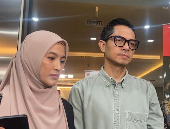 Dude Harlino dan Alyssa Soebandono Dicecar 53 Pertanyaan Terkait Kasus PT DSI