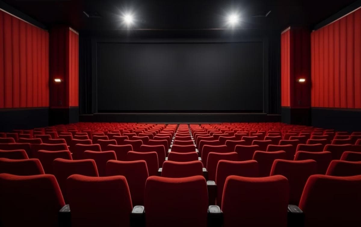 Menkraf: 130 Juta Tiket Bioskop Terjual Sepanjang 2025, 60 Film Nasional