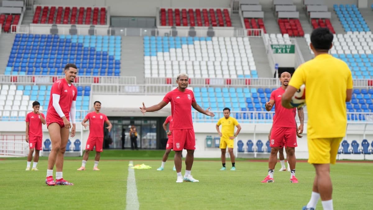 Jadwal Siaran Langsung Arema FC vs Malut United di Super League 2025-2026 Sore Ini: Laskar Kie Raha Incar 3 Poin