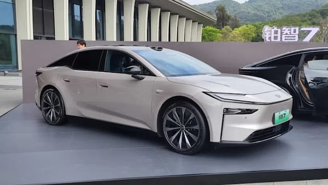 Spesifikasi Toyota bZ7, Mobil Listrik yang Raup Ribuan Pemesanan dalam 1 Jam!