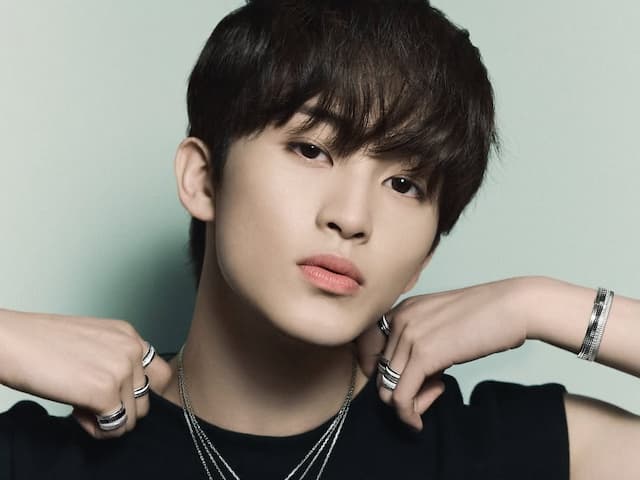 Alasan Mark Lee Tinggalkan NCT dan SM Entertainment