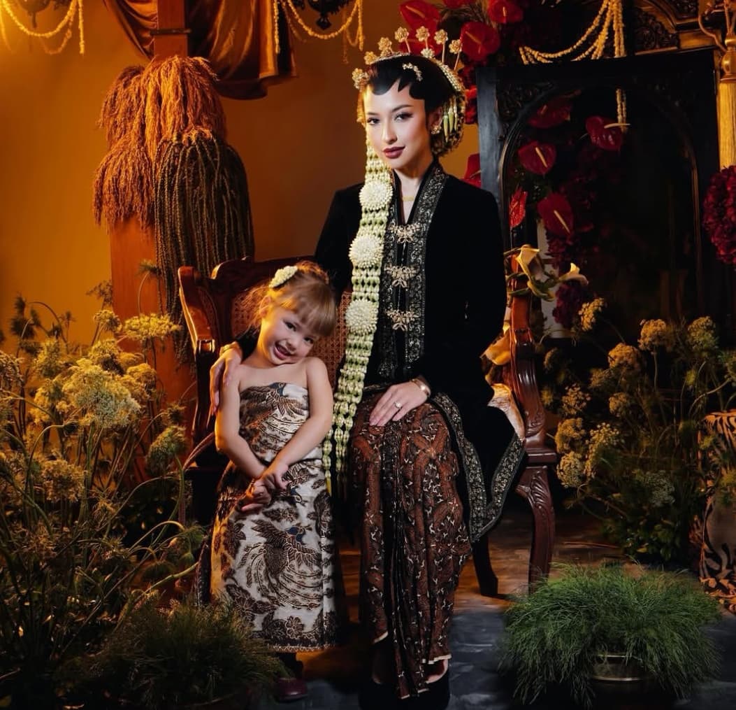 Jennifer Coppen Tulis Pesan untuk Kamari: Mama Akan Menikah Lagi Bukan untuk Menggantikan Siapa Pun