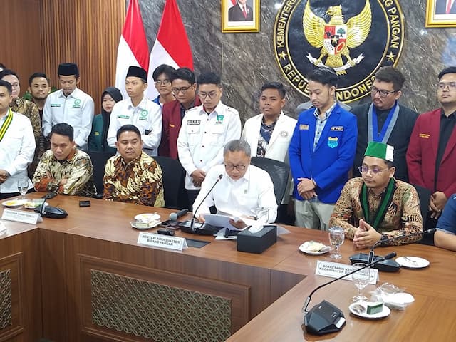 Stok Beras Berlimpah di Tengah Perang, Zulhas: Soal Makan Kita Aman