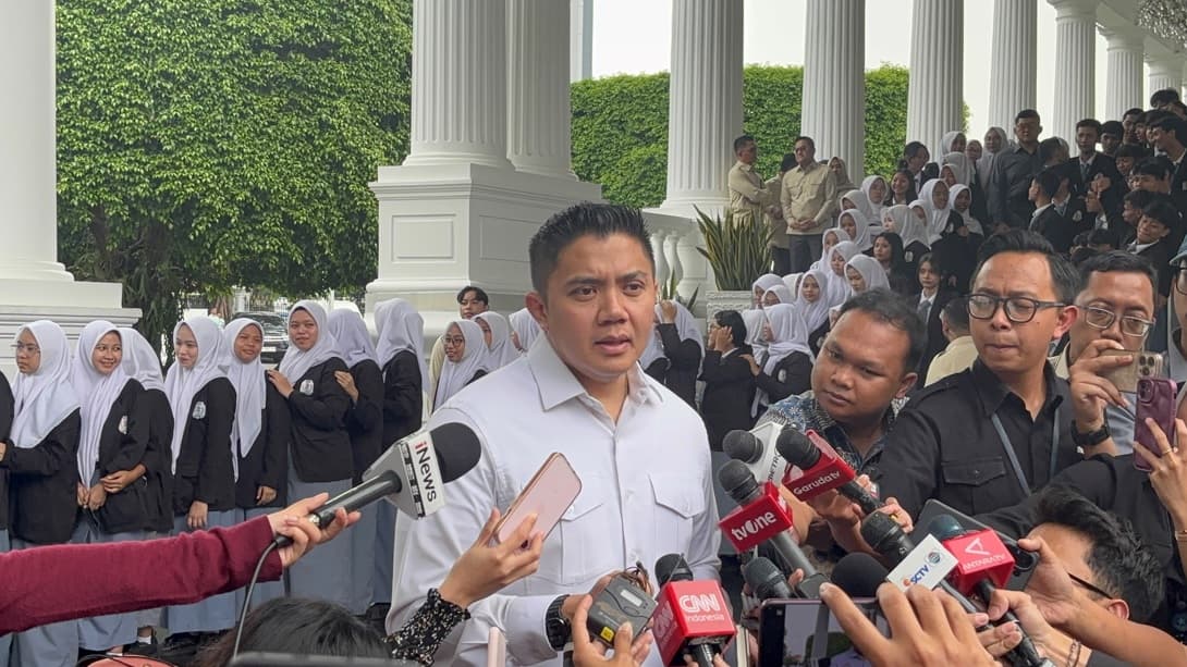 Reaksi Seskab Teddy soal Kritik Keras Saiful Mujani ke Prabowo