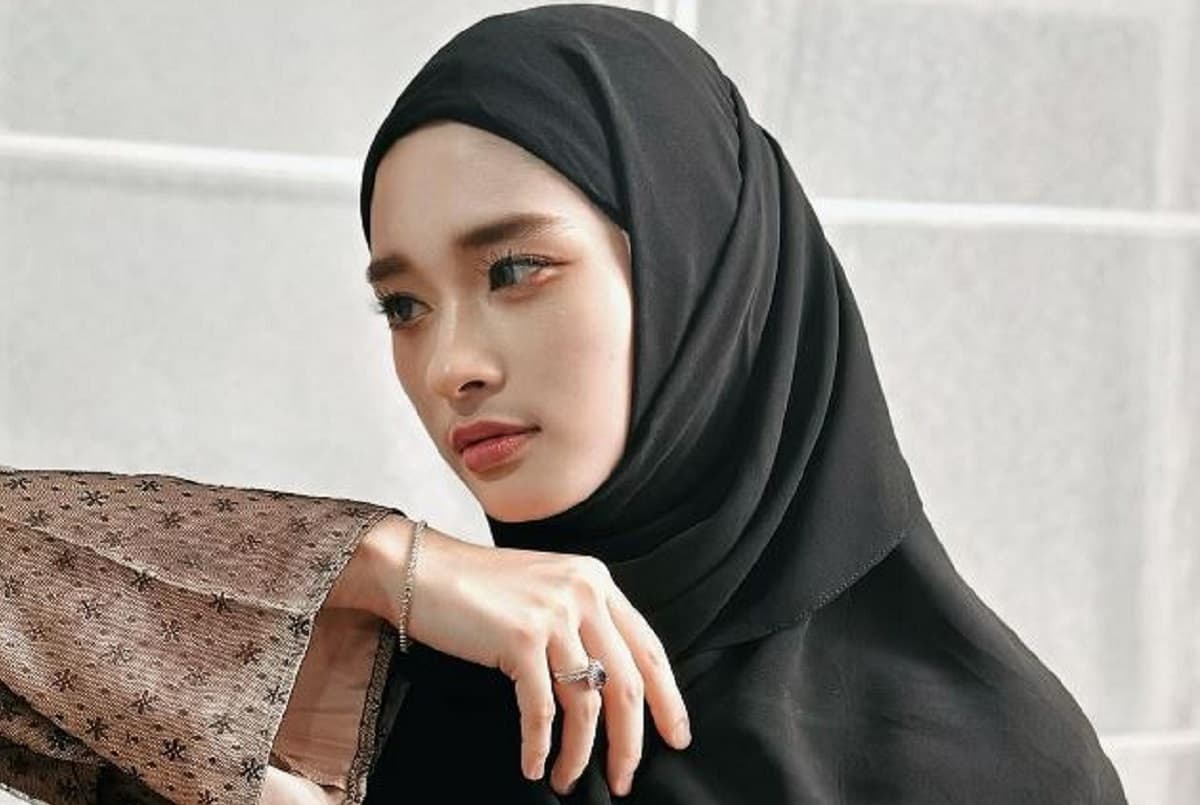 Sakit, Inara Rusli Minta Pemeriksaan Kasus Perzinaan Ditunda