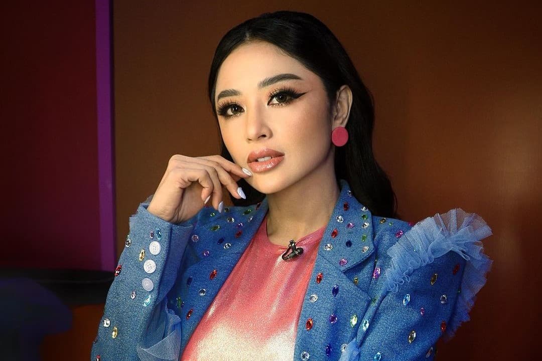 Dewi Perssik Resmi Laporkan Akun Facebook Bodong, Curiga Pelaku Orang Dekat Dewi Perssik Resmi Laporkan Akun Facebook Bodong, Curiga Pelaku Orang Dekat